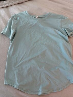 lululemon athletica Men's Short-Sleeve Crew in Pale Aqua